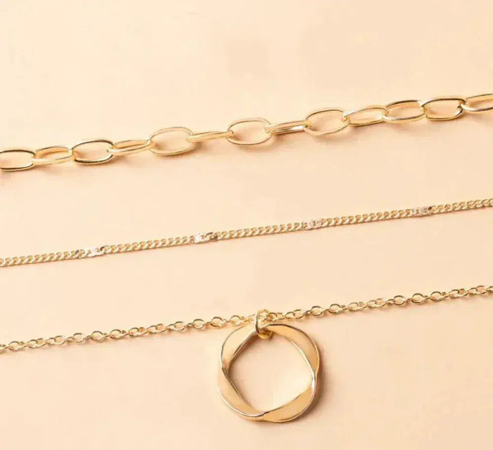 Vintage Gold Layered Chain and Pendant Necklace